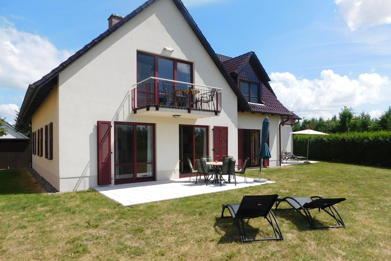 Ferienwohnungen "Am Storchennest" Göhren-Lebbin Kültér fotó
